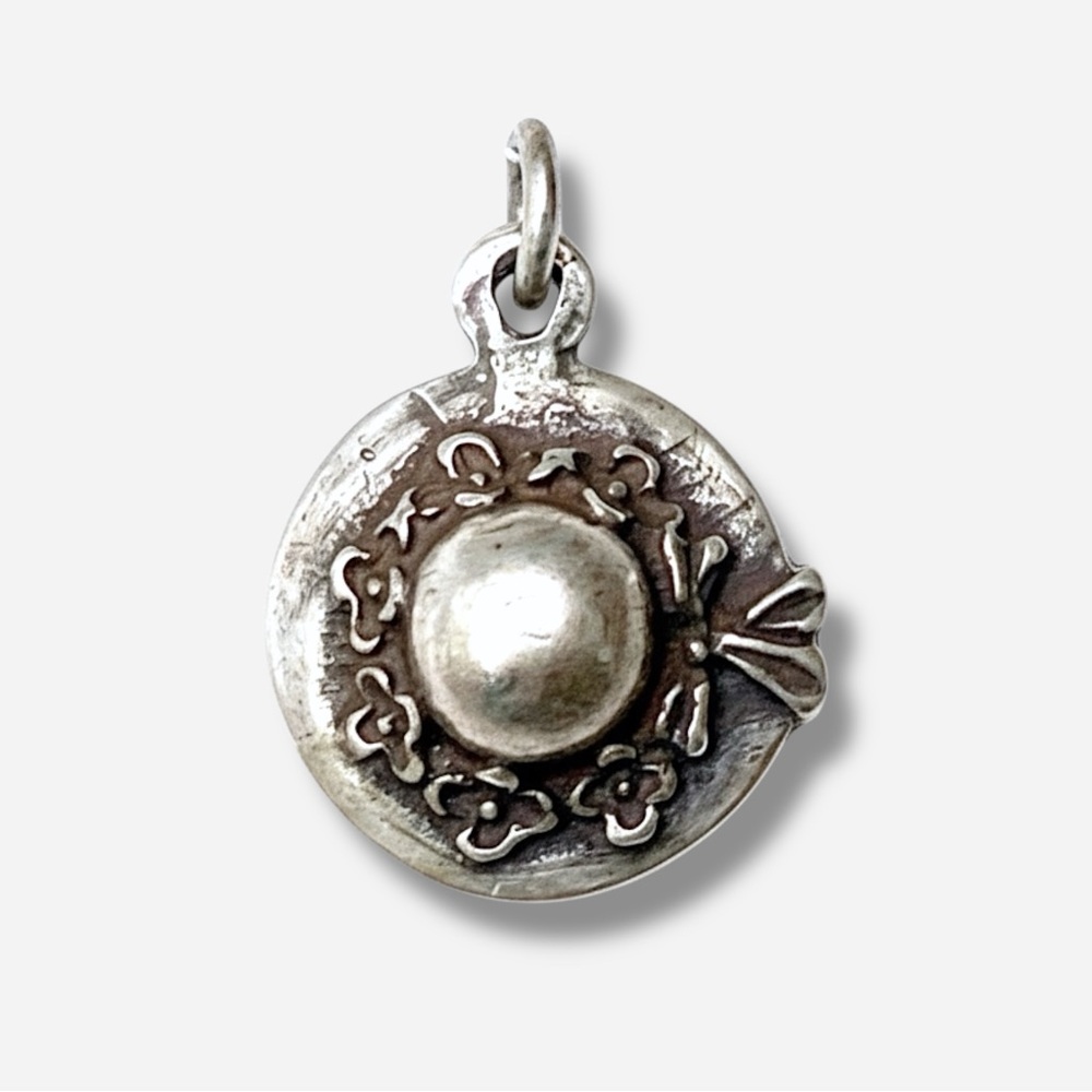 925 Sterling Silver pendant Vintage